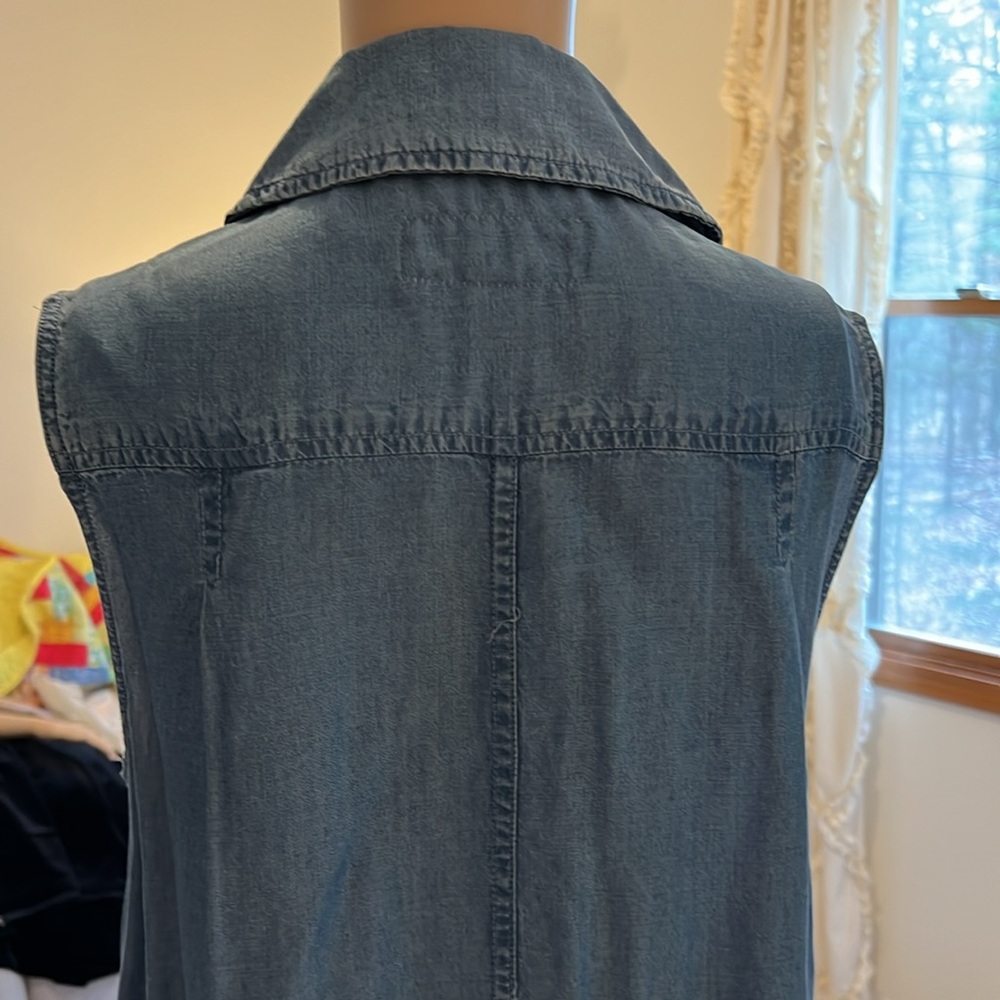 Michael Kors Blue Denim Look Vest with Pockets and Inner Zipper - Picture 5 of 9